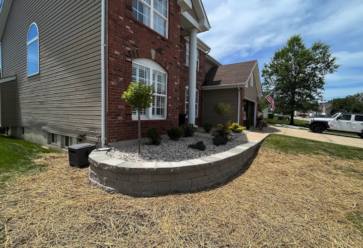 Durable retaining walls in Cottleville, MO designed by Precise Outdoors and Design