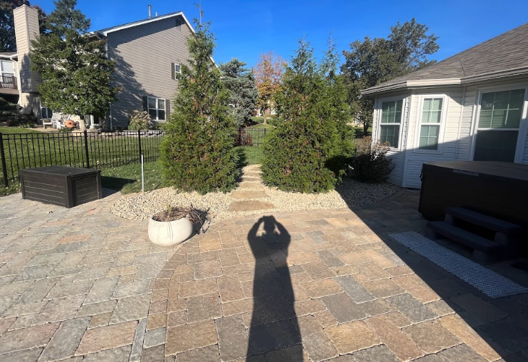 Paver patio finished in St. Charles County.